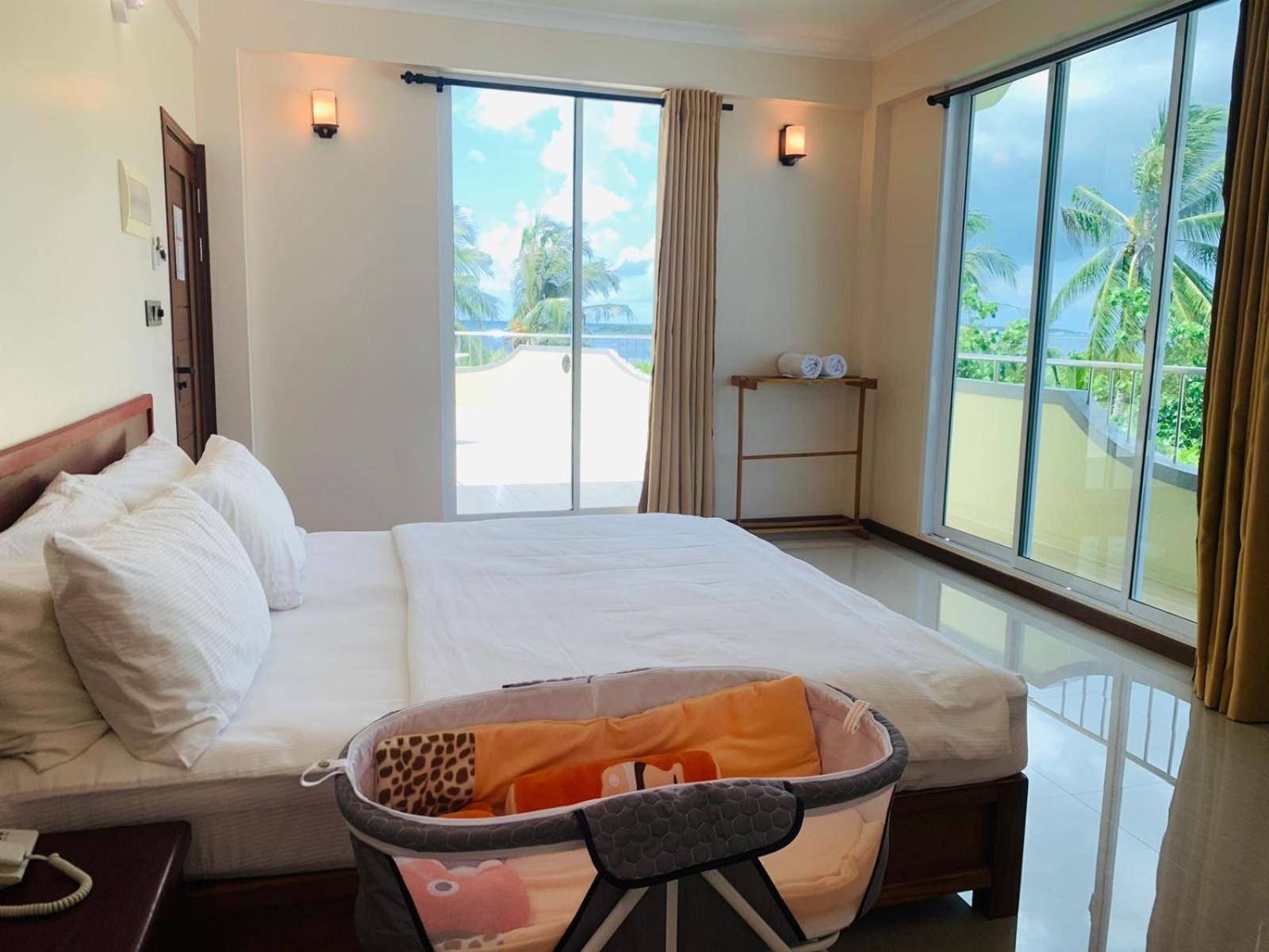 Noah Private Beach House Himmafushi Exterior photo